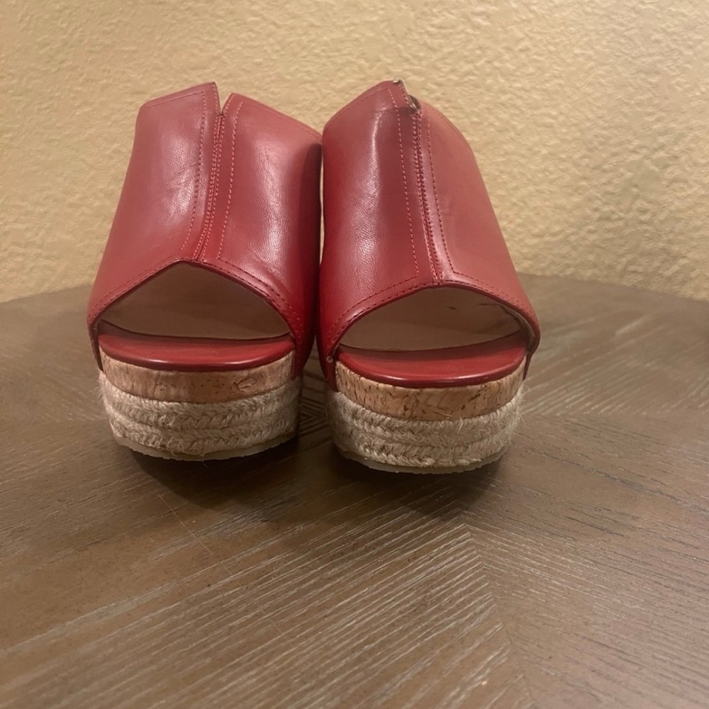 ❤️Adrienne Vittadini Red Leather Wedge Sandals - Picture 3 of 5